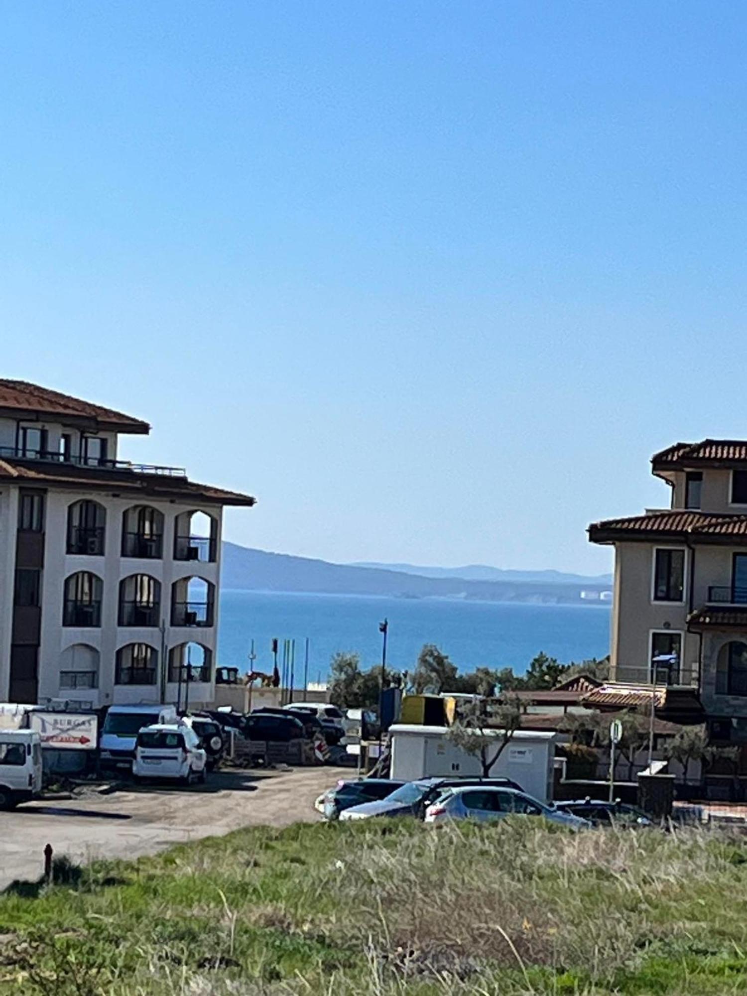 Луксозен Апартамент Анастасия-Сарафово На 150М От Морето Burgas City Exterior foto
